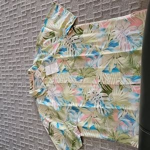 NEW TOMMY BAHAMA top.  Multi-colored, size Medium.